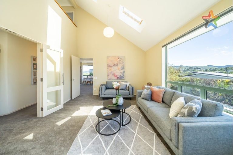 Photo of property in 109 Cypress Drive, Maungaraki, Lower Hutt, 5010