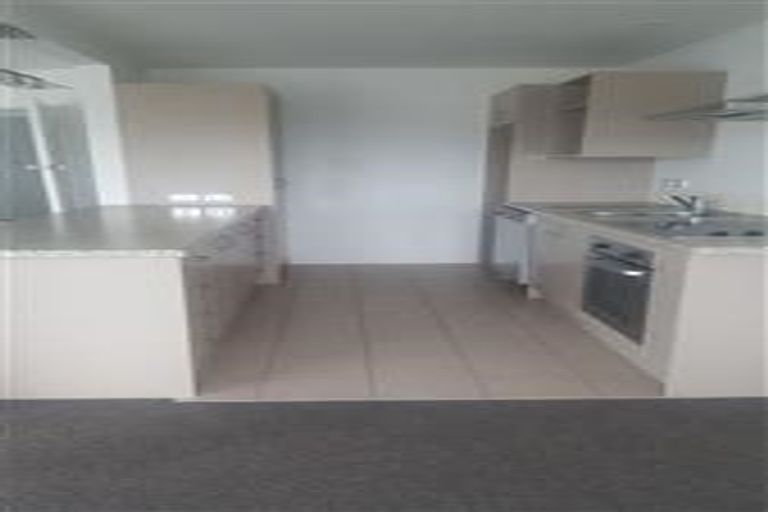 Photo of property in 2/12 Inga Road, Milford, Auckland, 0620