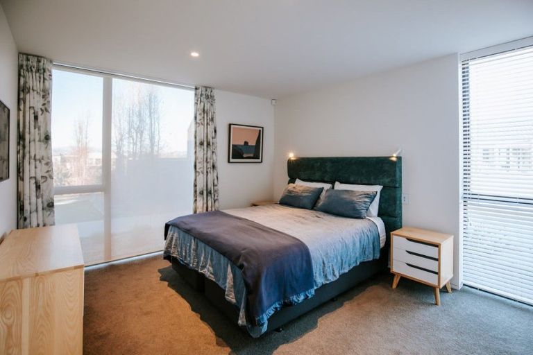 Photo of property in 2 Mccaw Mews, Wanaka, 9305