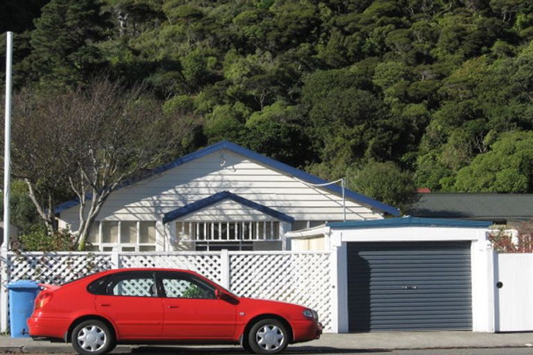 Photo of property in 181 Muritai Road, Eastbourne, Lower Hutt, 5013