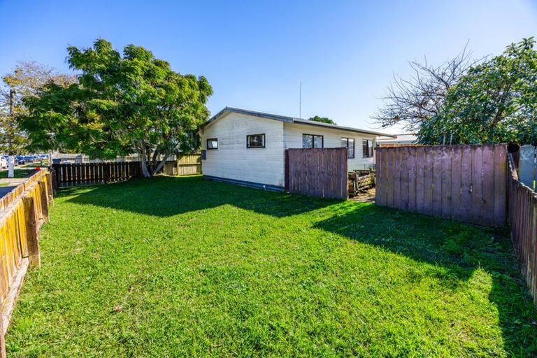Photo of property in 1/38 Station Road, Takanini, 2112