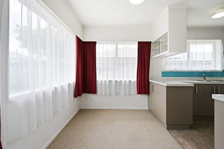 Photo of property in 42 Fifth Avenue, Enderley, Hamilton, 3214