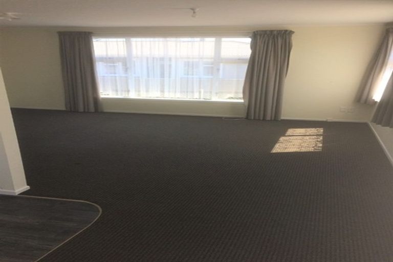 Photo of property in 57 Banks Street, Marfell, New Plymouth, 4310