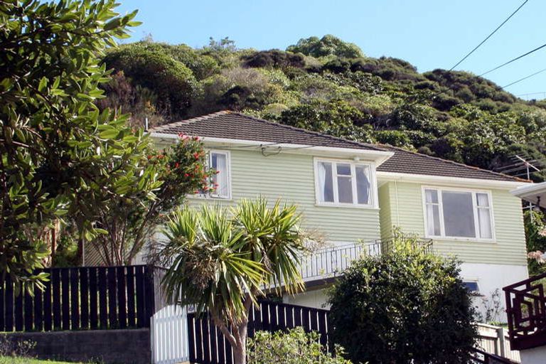 Photo of property in 137 Miramar North Road, Miramar, Wellington, 6022