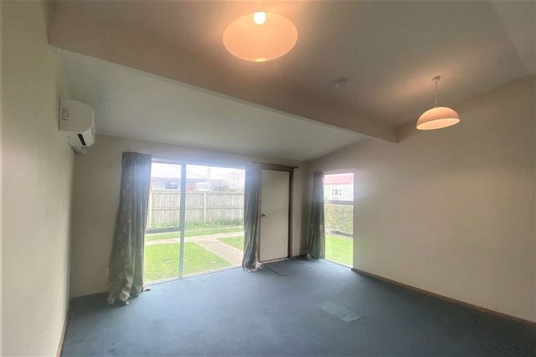 Photo of property in 1/206 Hastings Street East, Waltham, Christchurch, 8023