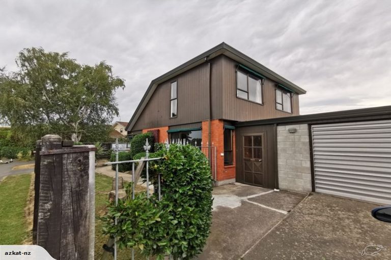Photo of property in 4 Lynfield Avenue, Ilam, Christchurch, 8041