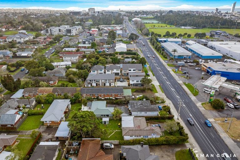 Photo of property in 53 Northcote Road, Northcote, Christchurch, 8052