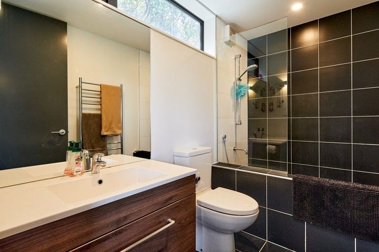 Photo of property in 196 The Esplanade, Island Bay, Wellington, 6023