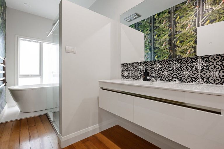 Photo of property in 2 Fairfield Road, Fairfield, Hamilton, 3214