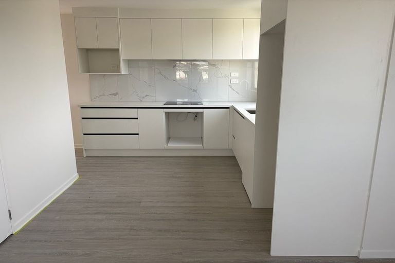 Photo of property in 47 Dale Crescent, Pakuranga, Auckland, 2010