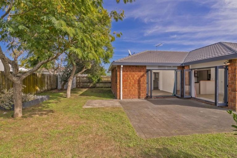 Photo of property in 34 Cholmondeley Crescent, Whitianga, 3510