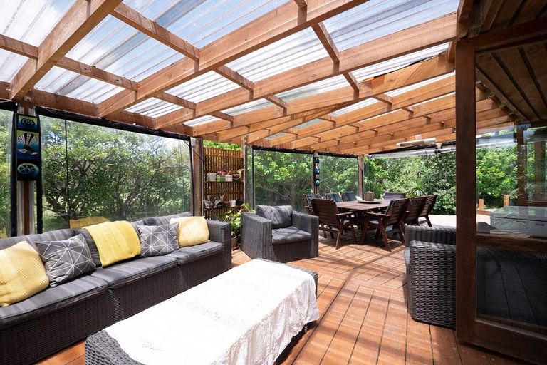 Photo of property in 121b Waimate North Road, Kerikeri, 0293