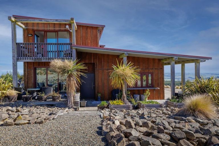 Photo of property in 246 Centrewood Park Road, Waimate, 7977