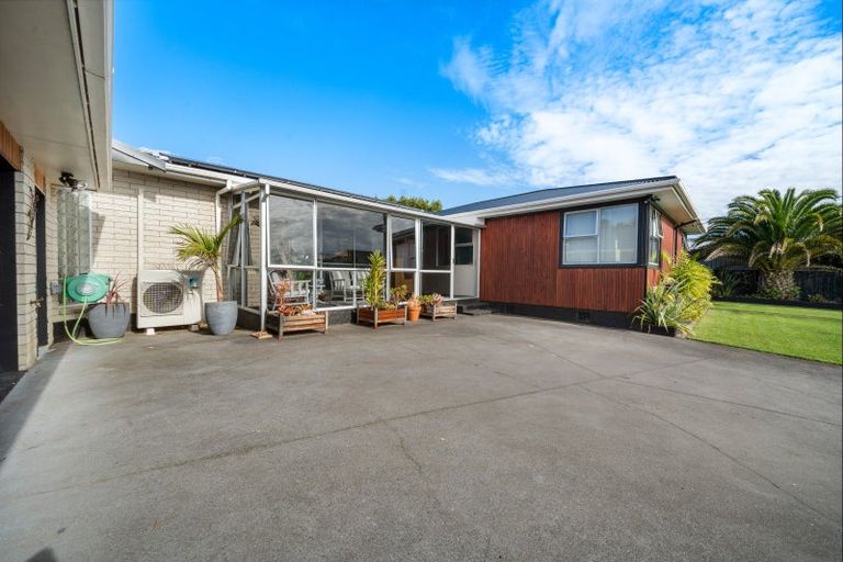 Photo of property in 33e Sanders Avenue, Westown, New Plymouth, 4310