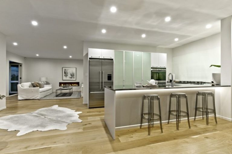 Photo of property in 196 Vipond Road, Stanmore Bay, Whangaparaoa, 0932