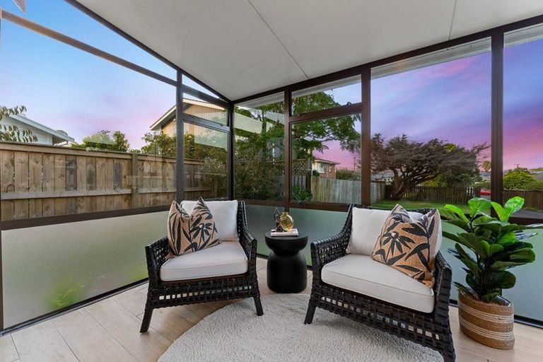 Photo of property in 3/5a Tobruk Crescent, Milford, Auckland, 0620