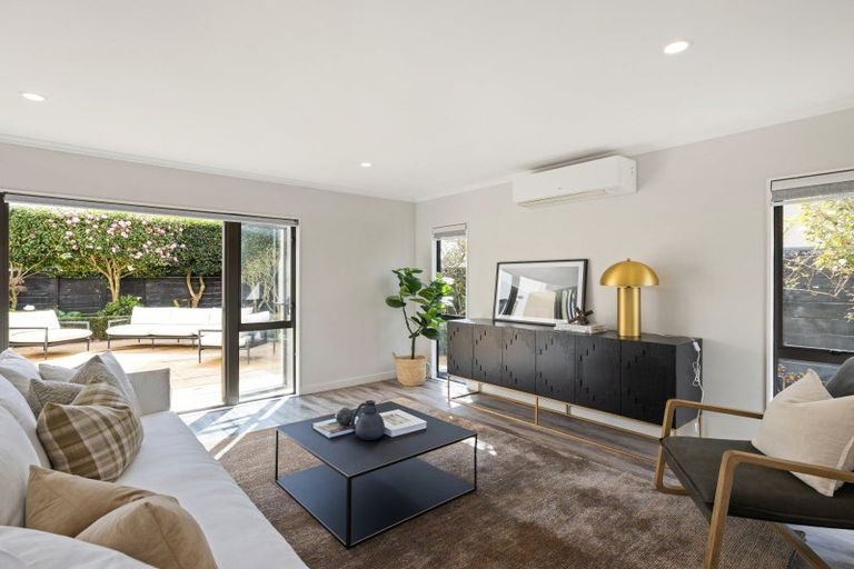 Photo of property in 47 Nielsen Gardens, Rototuna, Hamilton, 3210