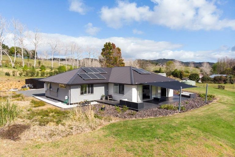 Photo of property in 681c Puketona Road, Haruru, 0204