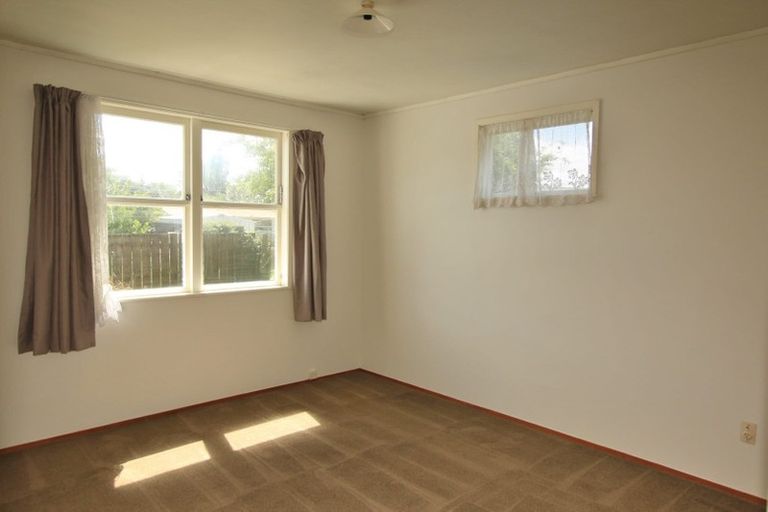 Photo of property in 12a Mcentee Street, Papakura, 2110