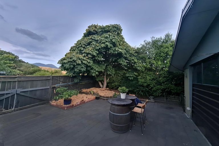 Photo of property in 2 Epping Place, Richmond Heights, Taupo, 3330