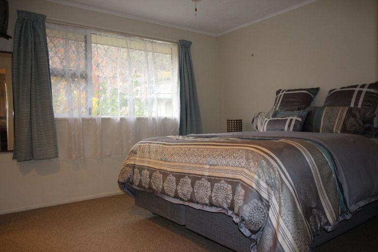 Photo of property in 35 Hazlett Street, Clyde, 9330