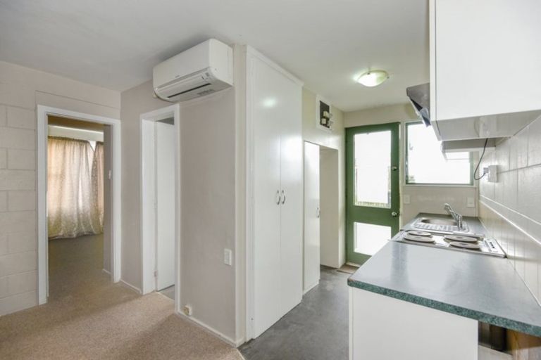 Photo of property in 4/267 Pages Road, Wainoni, Christchurch, 8061