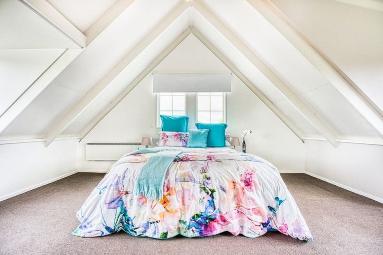 Photo of property in 11 Sunny Crescent, Huapai, Kumeu, 0810