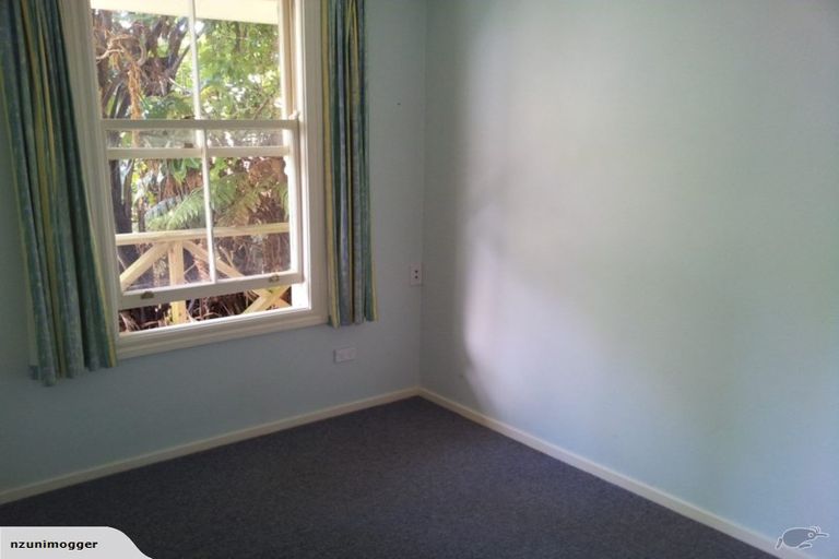 Photo of property in 20 Woodland Road, Johnsonville, Wellington, 6037