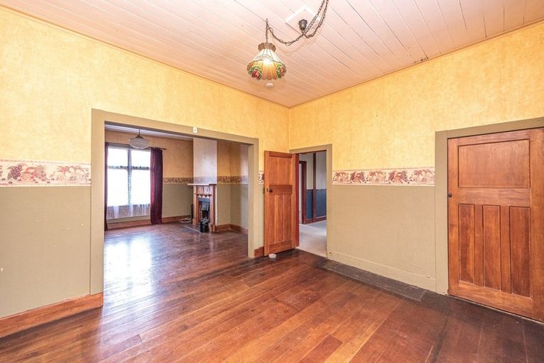 Photo of property in 3 Abbot Street, Gonville, Whanganui, 4501