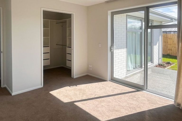 Photo of property in 29 Selfe Crescent, Burwood, Christchurch, 8083