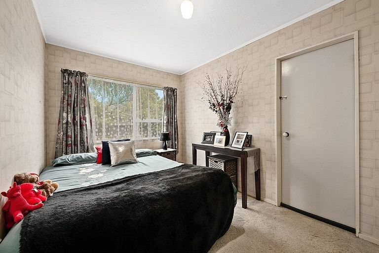 Photo of property in 22 Memphis Grove, Totara Park, Upper Hutt, 5018