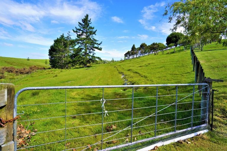 Photo of property in 747 Three Mile Bush Road, Ruatangata West, Kamo, 0185