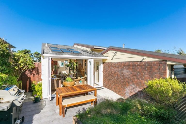 Photo of property in 91 Pope Street, Camborne, Porirua, 5026