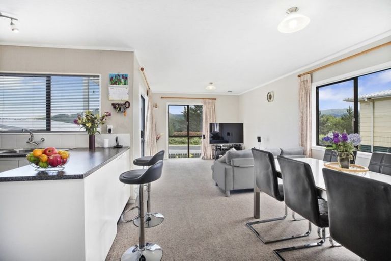 Photo of property in 129 Jamaica Drive, Grenada North, Wellington, 5028