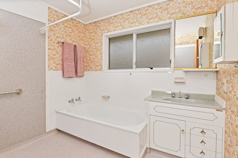 Photo of property in 1/2 Eden Avenue, Te Awamutu, 3800