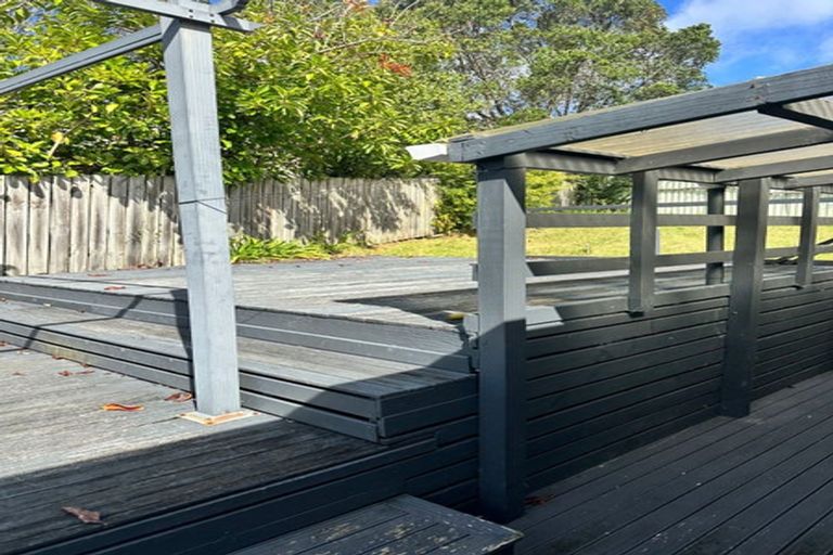 Photo of property in 24 Garton Drive, Massey, Auckland, 0614