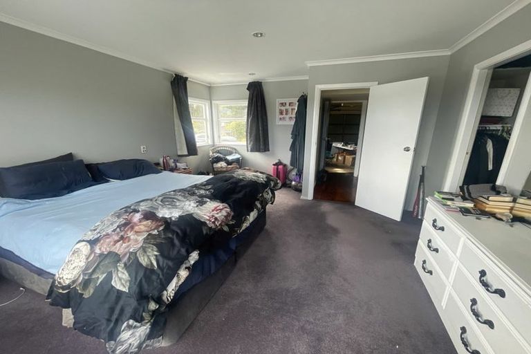 Photo of property in 10 Sheridan Terrace, Johnsonville, Wellington, 6037