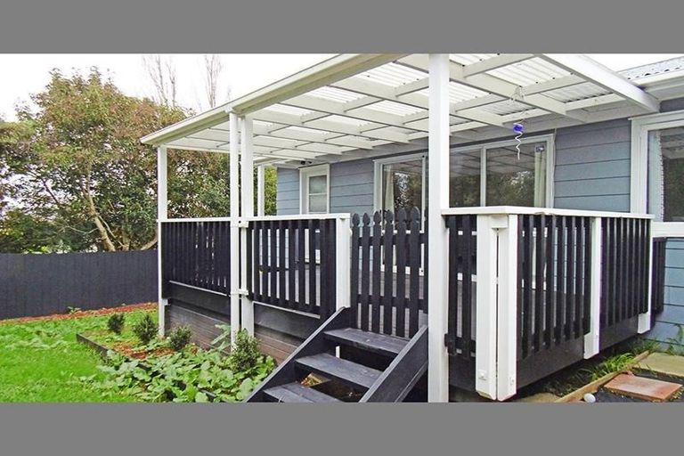 Photo of property in 4/54 View Road, Henderson, Auckland, 0612