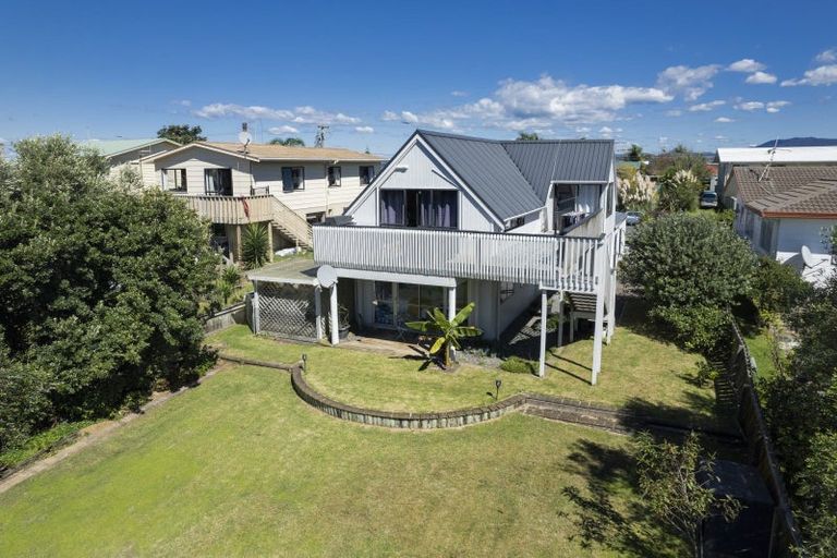 Photo of property in 1281 Papamoa Beach Road, Papamoa Beach, Papamoa, 3118