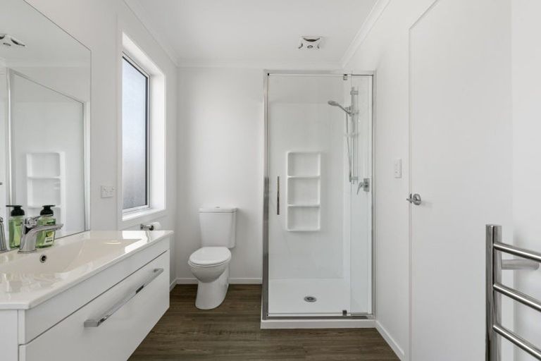 Photo of property in 24 Foley Grove, Pyes Pa, Tauranga, 3110