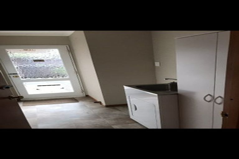 Photo of property in 11a Montgomery Terrace, Hokowhitu, Palmerston North, 4410