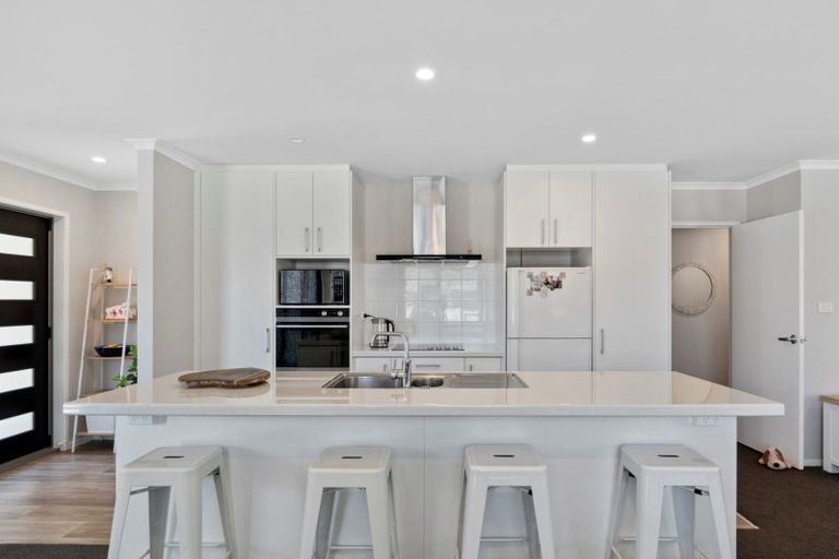 Photo of property in 14 Conniston Way, Pyes Pa, Tauranga, 3112