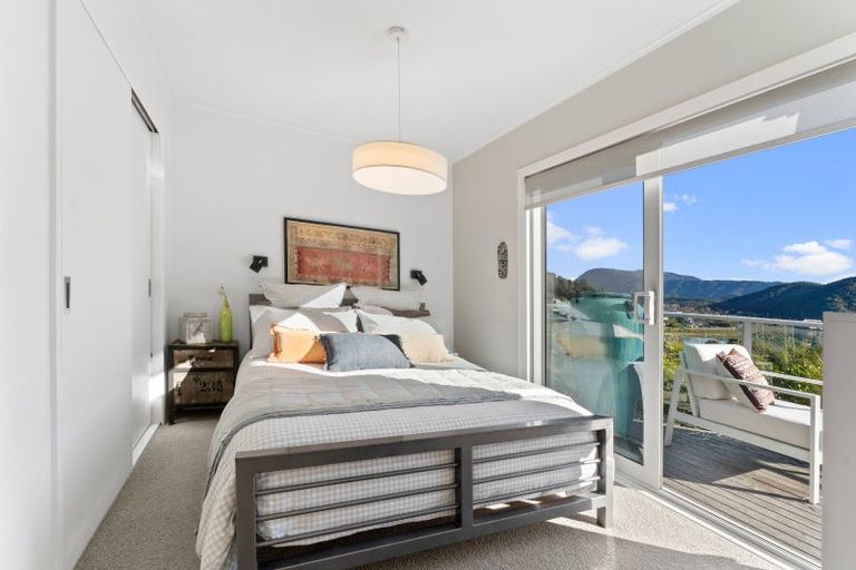 Photo of property in 7 Arthur Crescent, Waikawa, Picton, 7220