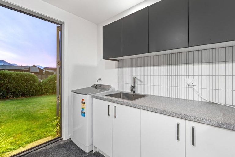 Photo of property in 20 Mount Nicholas Avenue, Wanaka, 9305