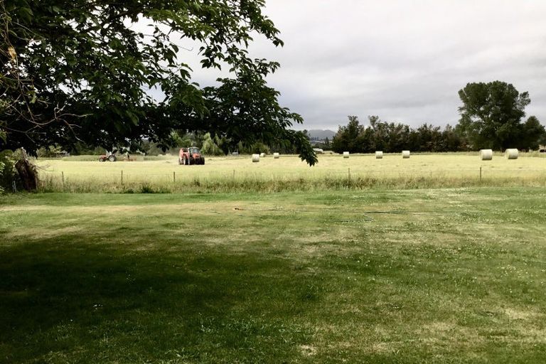 Photo of property in 460 Douglas Road, Amberley, 7482