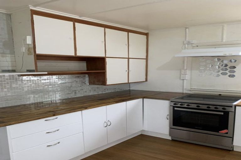 Photo of property in 28 Hammond Street, Bulls, 4818