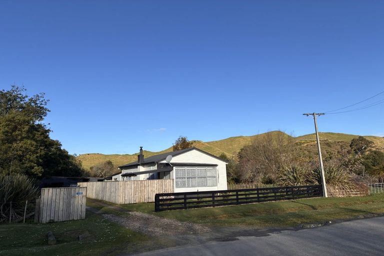 Photo of property in 1318 Motu Road, Motu, Te Karaka, 4092