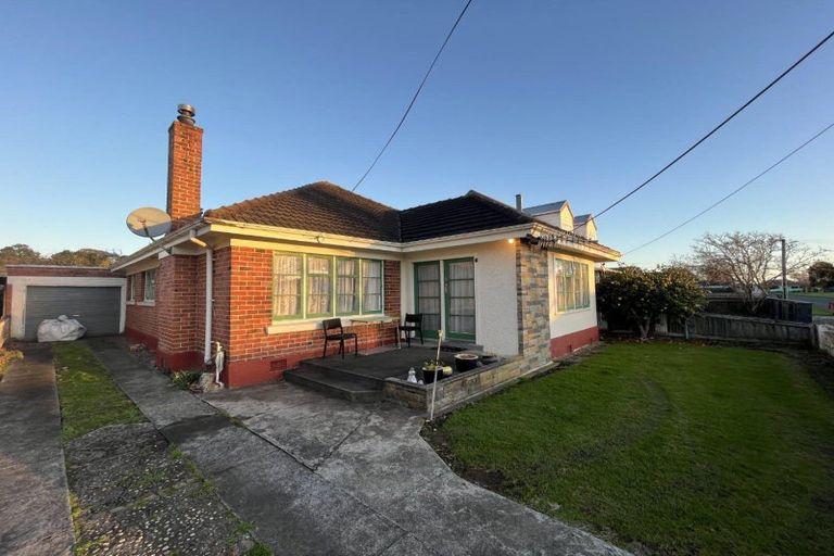 Photo of property in 14 Burton Avenue, Whanganui East, Whanganui, 4500