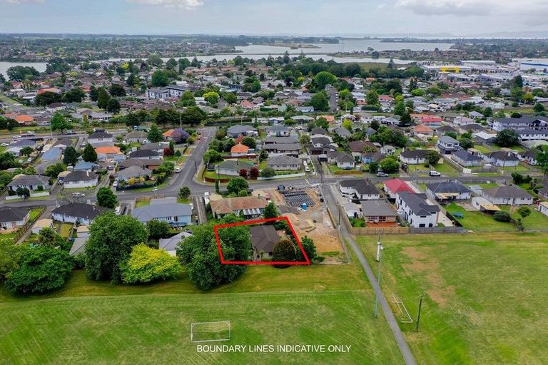 Photo of property in 52c Arimu Road, Papakura, 2110