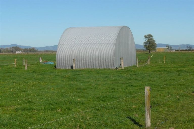 Photo of property in 560 Hauraki Road, Turua, 3574